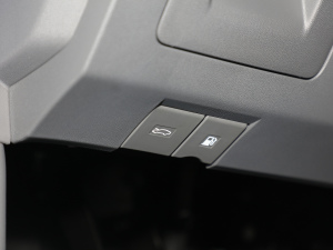 2020款1.5L 手动智耀精英型 空间座椅
