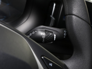2020款1.5L 手动智耀精英型 中控区