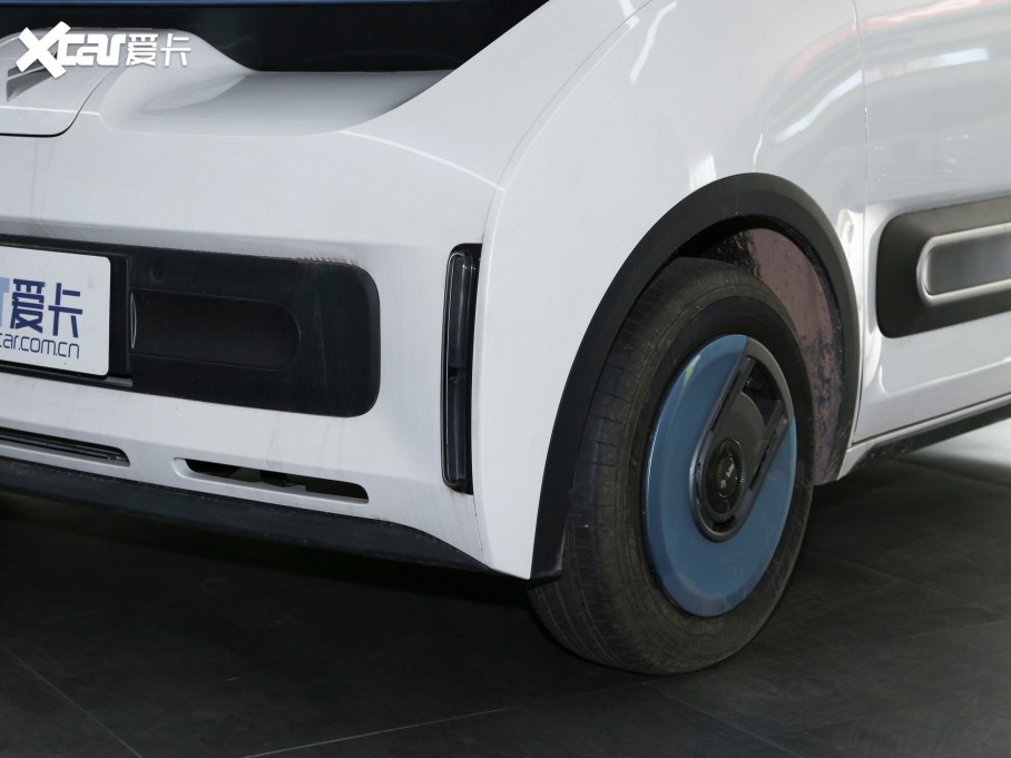 2021EE300 СBiu Hа