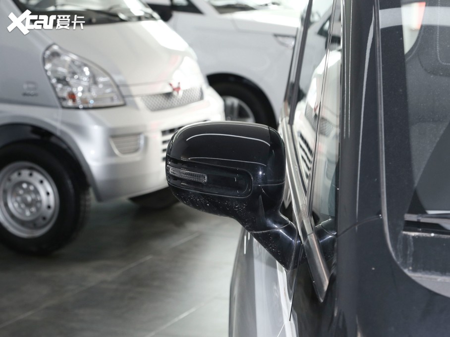 2021EE300 СBiu Hа