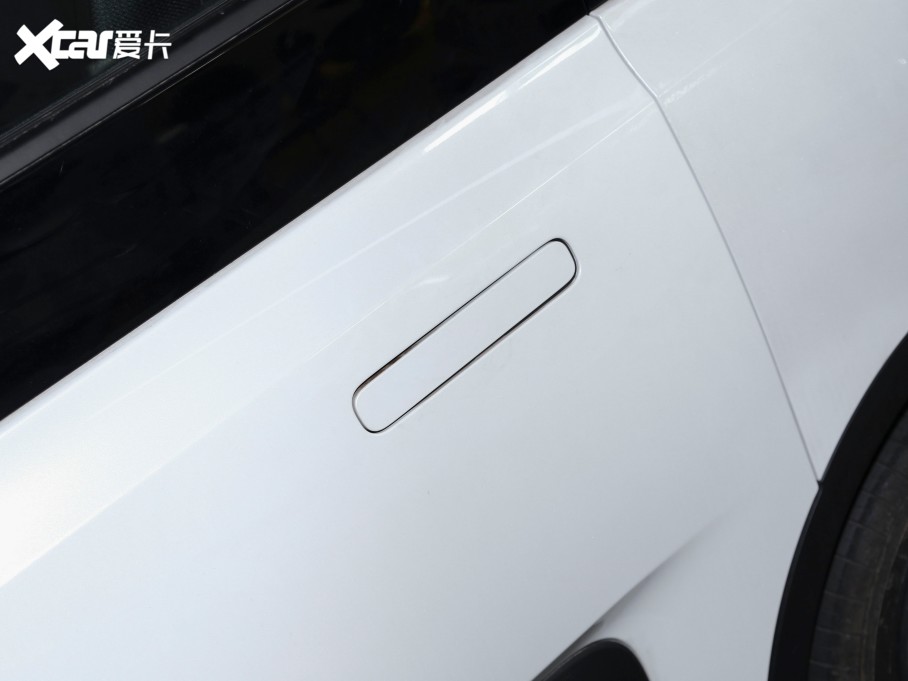 2021EE300 СBiu Hа