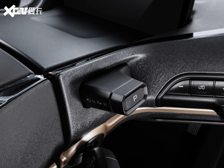 2021EKiWi EV ˇg F