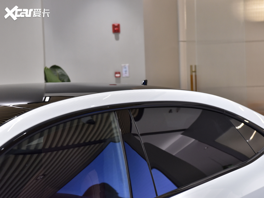 2022��?yu��n)W��A7L 45 TFSI quattro S-line �׷�����