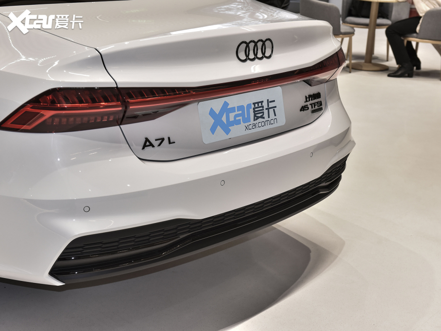 2022��W��A7L 45 TFSI quattro S-line �׷�����