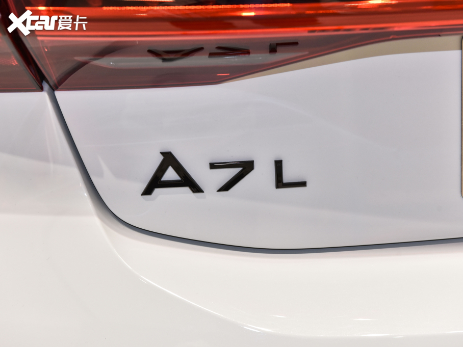 2022��W��A7L 45 TFSI quattro S-line �׷�����