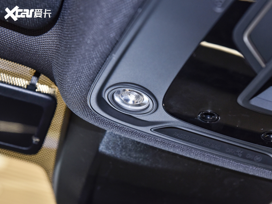 2022��W��A7L 45 TFSI quattro S-line �׷�����