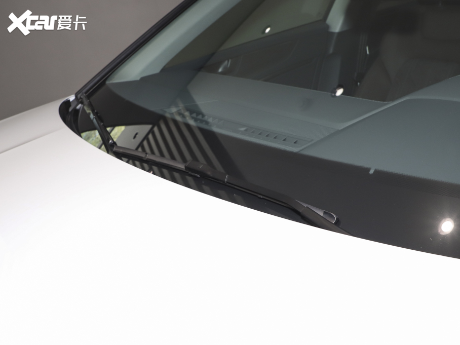 2022��?yu��n)W��A7L 45 TFSI S-line ����(m��ng)���������b