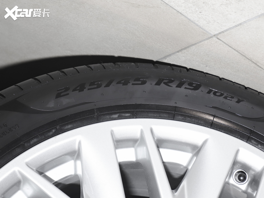 2022��W��A7L 45 TFSI S-line �������������b