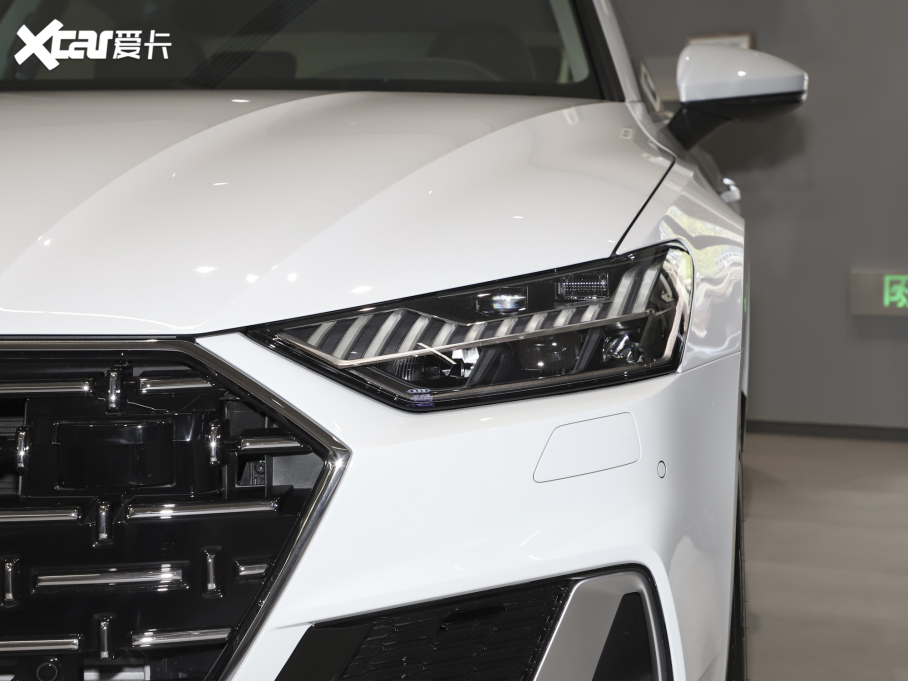 2022��?yu��n)W��A7L 45 TFSI S-line ����(m��ng)���������b