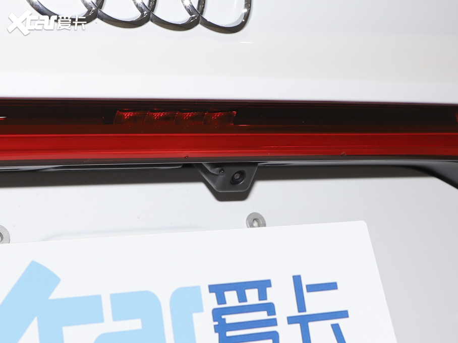 2022��W��A7L 45 TFSI S-line �������������b