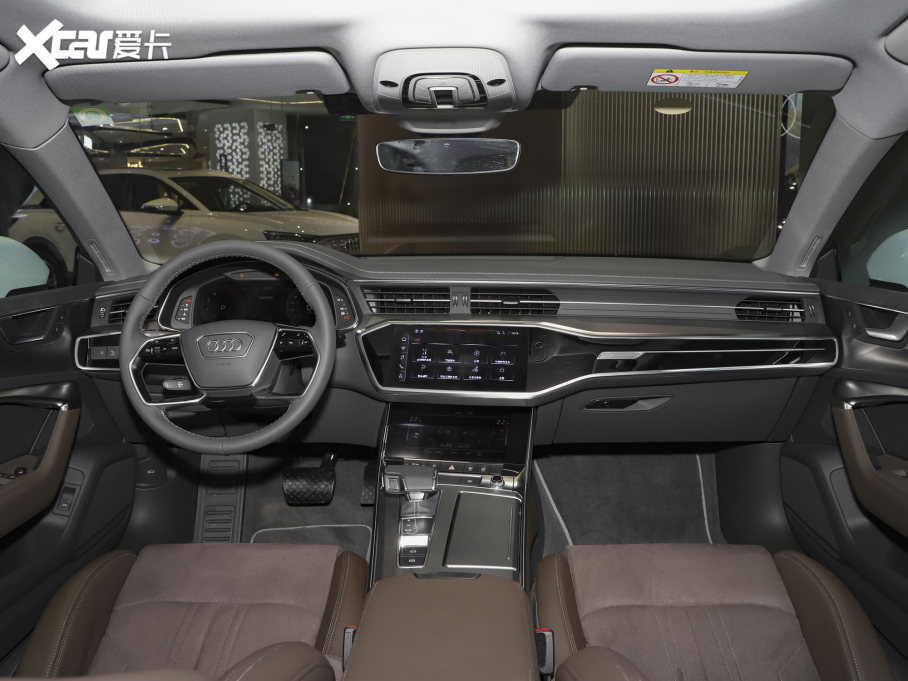 2022��W��A7L 45 TFSI S-line �������������b