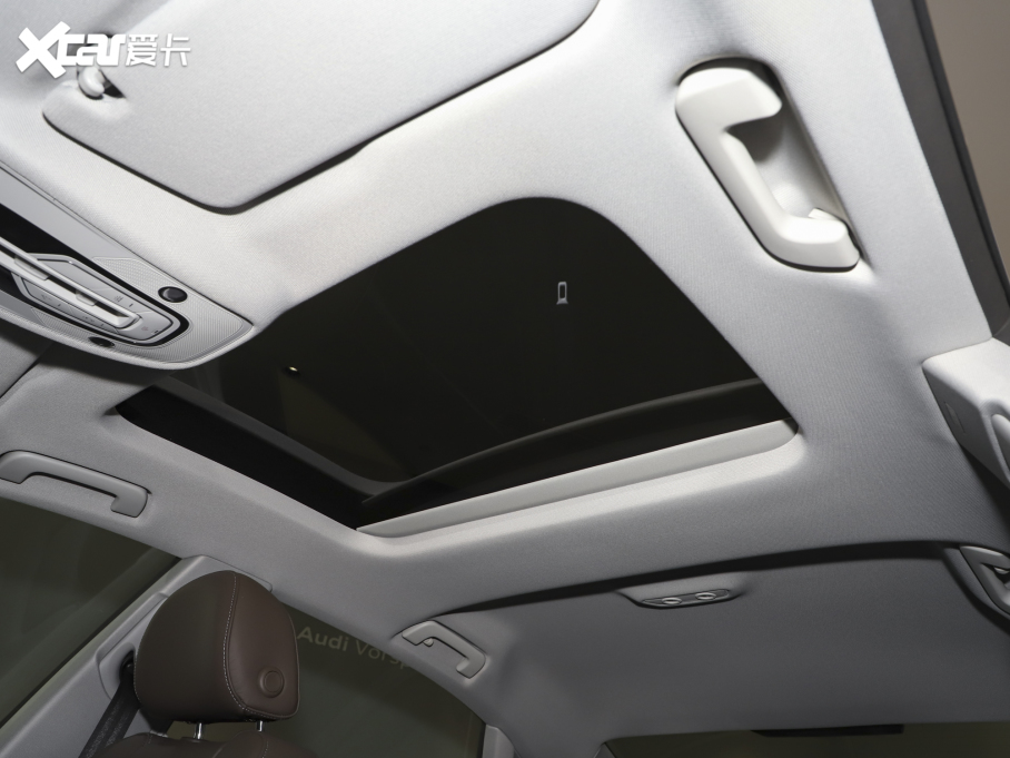 2022��W��A7L 45 TFSI S-line �������������b