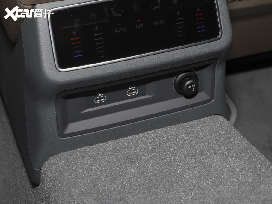 2022��W��A7L 45 TFSI S-line �������������b