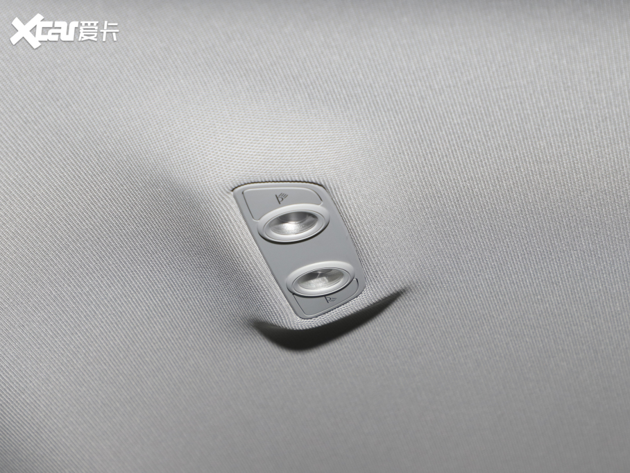 2022��?yu��n)W��A7L 45 TFSI S-line ����(m��ng)���������b