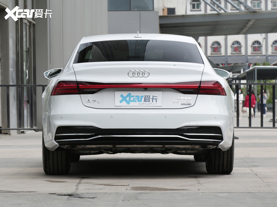 2022µA7L 55 TFSI quattro S-line ־Զװ