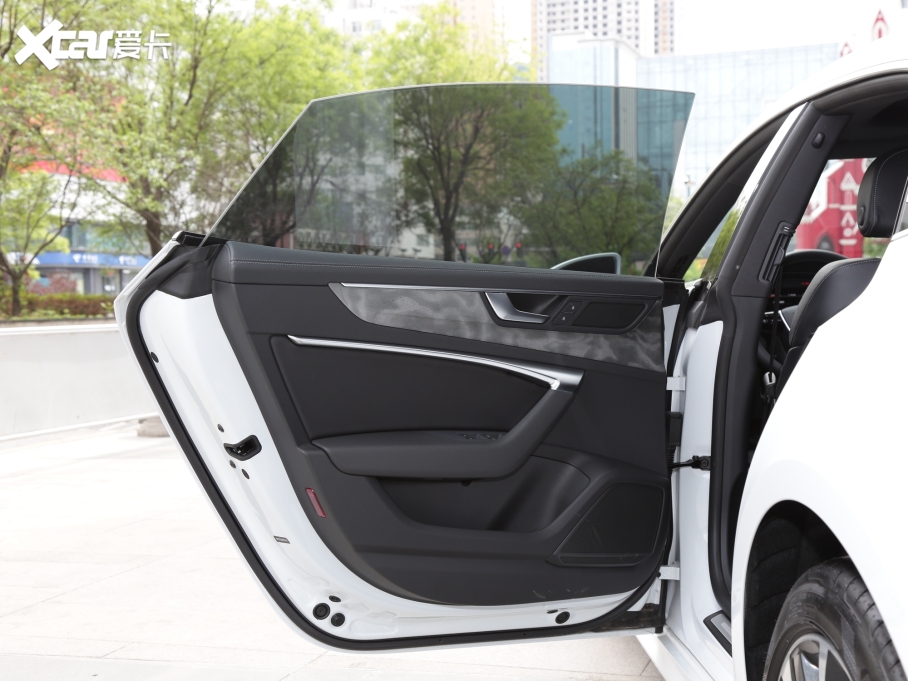 2022��W��A7L 55 TFSI quattro S-line ־�h���������b