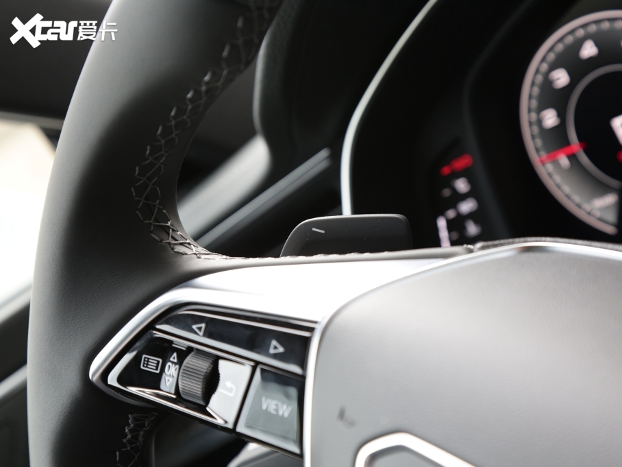 2022��W��A7L 55 TFSI quattro S-line ־�h���������b