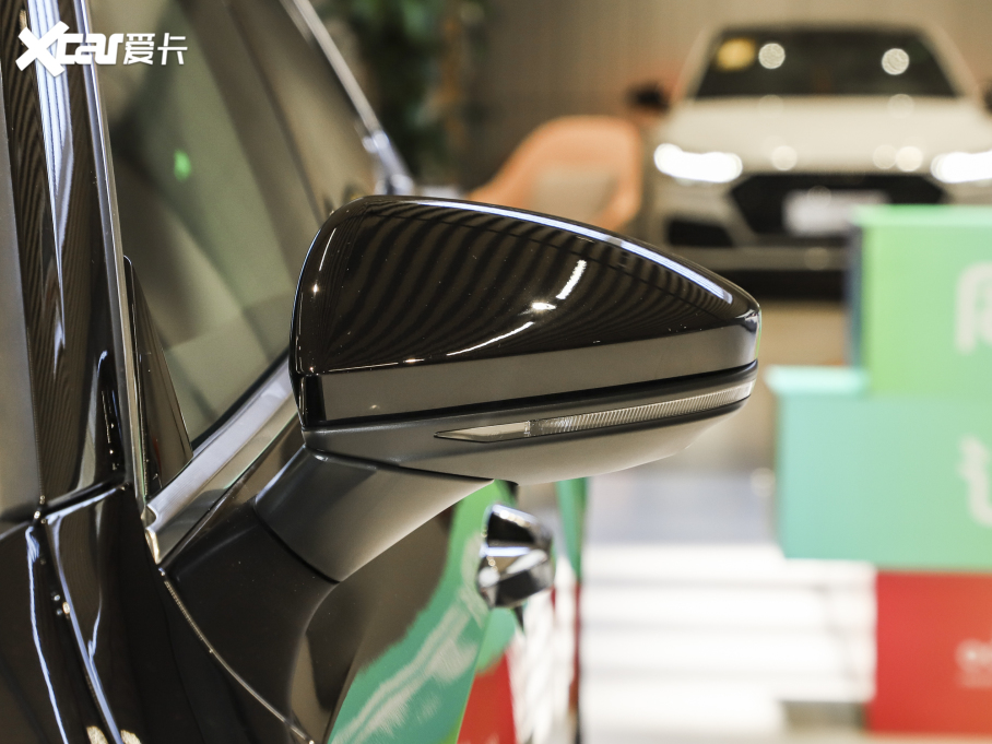 2022��W��A7L 45 TFSI quattro S-line Ҋ�h���������b