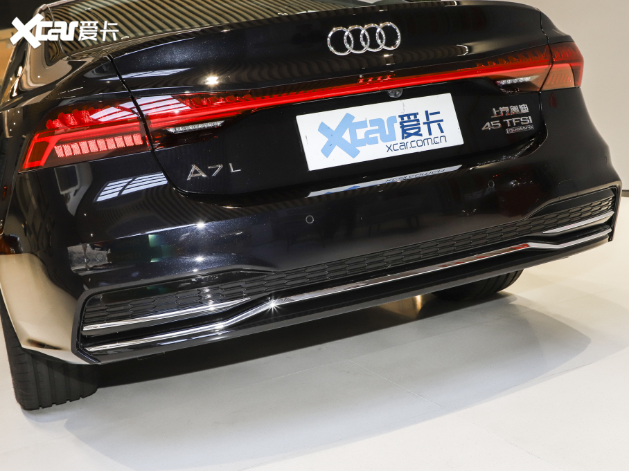 2022��W��A7L 45 TFSI quattro S-line Ҋ�h���������b