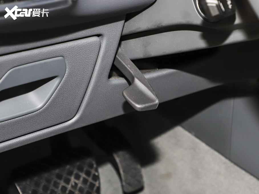 2022��W��A7L 45 TFSI quattro S-line Ҋ�h���������b