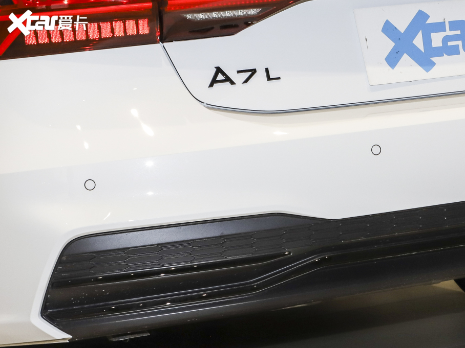 2022��W��A7L 45 TFSI quattro S-line Ҋ�h(yu��n)���׺����b