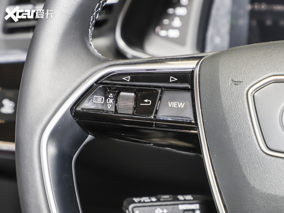 2022��W��A7L 45 TFSI quattro S-line Ҋ�h���׺����b