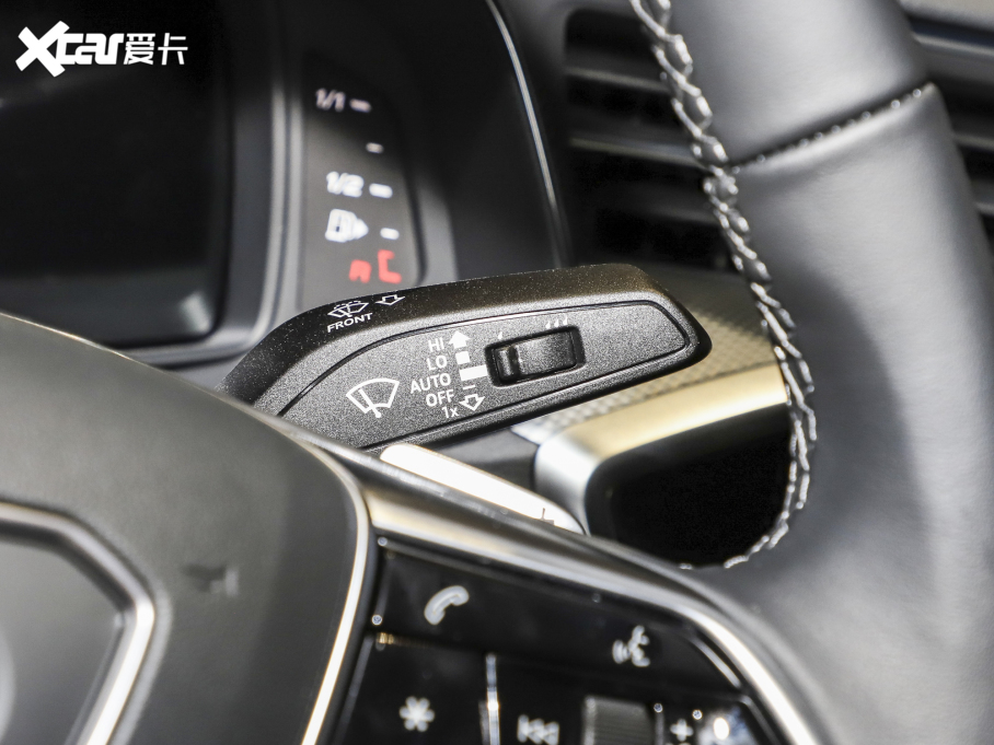 2022��W��A7L 45 TFSI quattro S-line Ҋ�h���׺����b