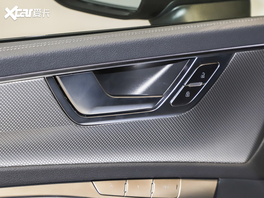 2022��W��A7L 45 TFSI quattro S-line Ҋ�h���׺����b