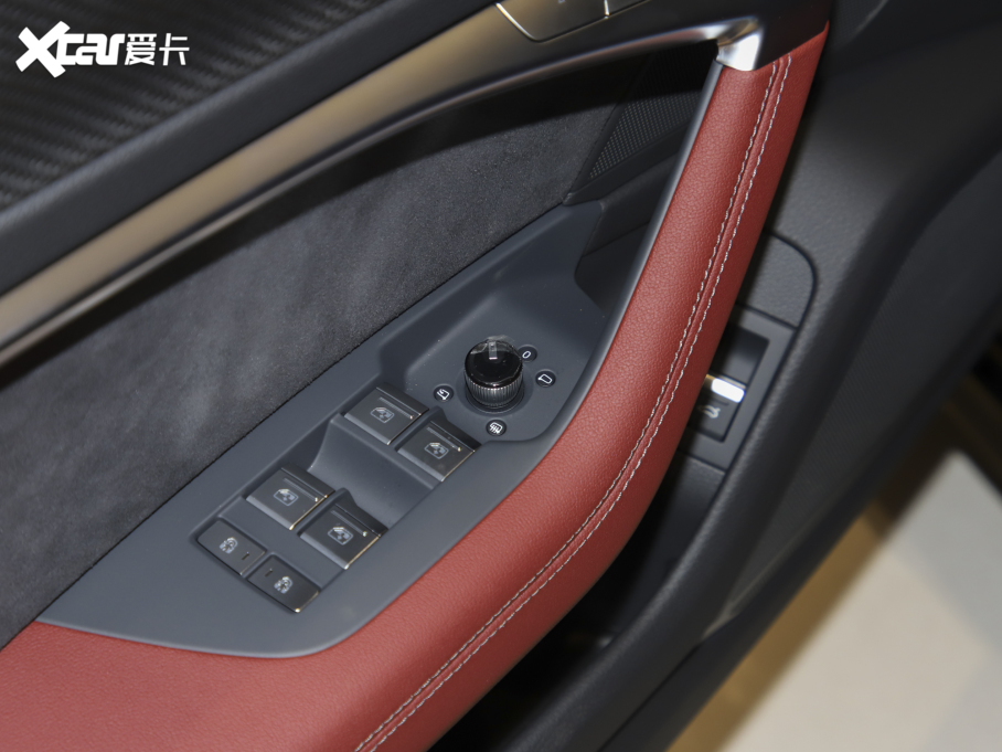 2022��W��A7L 45 TFSI quattro S-line ����ʿ��