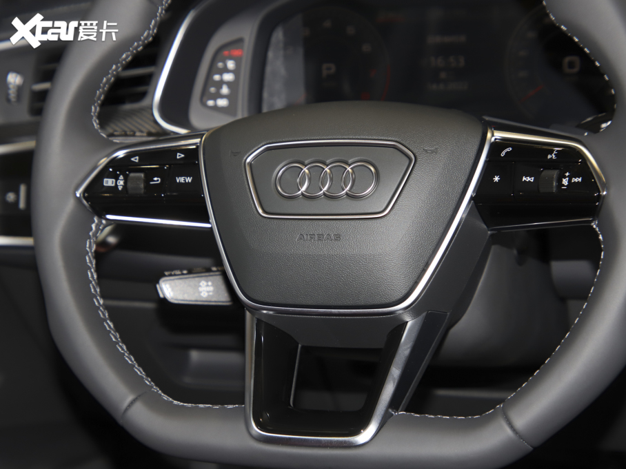 2022��?yu��n)W��A7L 45 TFSI quattro S-line ����ʿ��