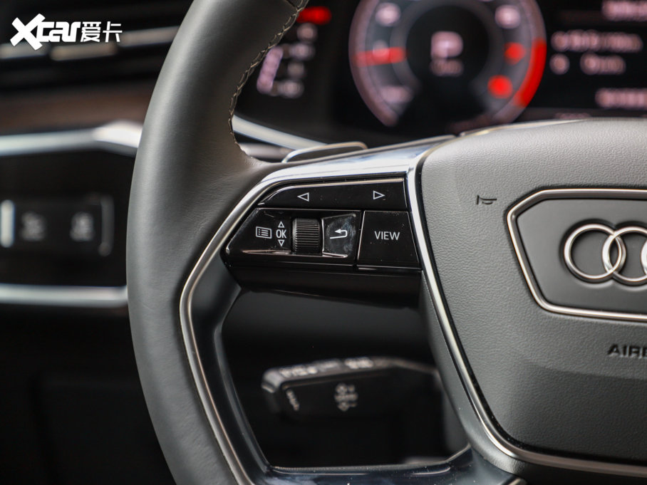 2022��W��A7L 45 TFSI quattro S-line Ҋ�h(yu��n)���������b