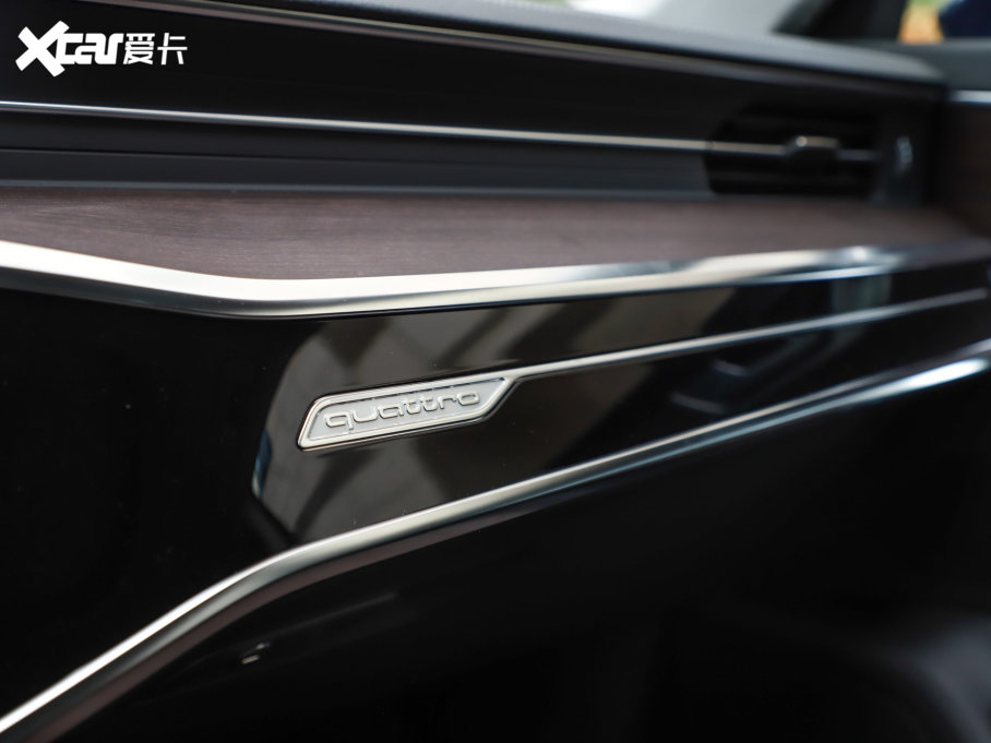 2022��W��A7L 45 TFSI quattro S-line Ҋ�h���������b