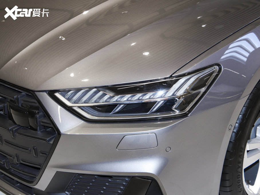 2022��?yu��n)W��A7L 45 TFSI quattro S-line �L(f��ng)�Tʿ