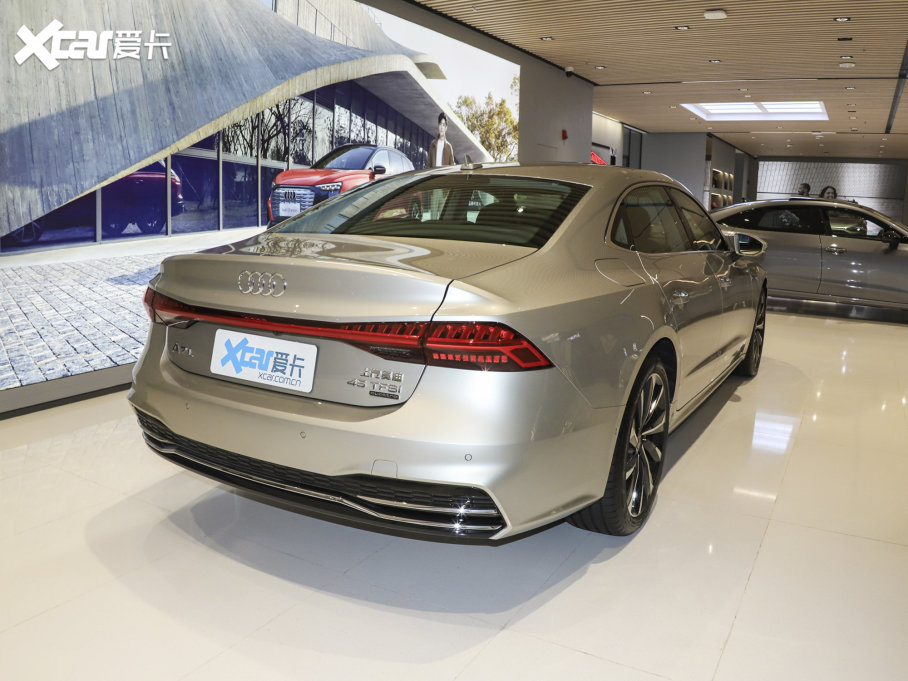2022��W��A7L 45 TFSI quattro S-line ʥ�Tʿ