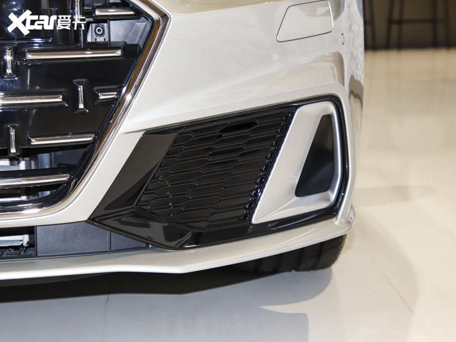 2022��W��A7L 45 TFSI quattro S-line ʥ�Tʿ