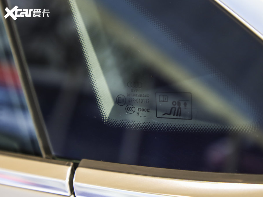 2022��?yu��n)W��A7L 45 TFSI quattro S-line ʥ�Tʿ