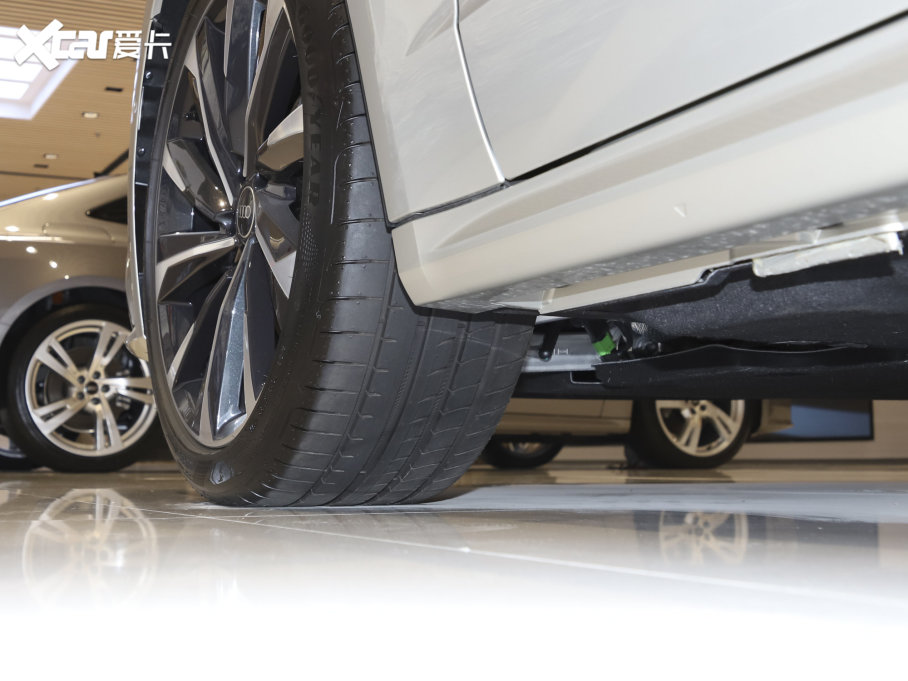 2022��W��A7L 45 TFSI quattro S-line ʥ�Tʿ