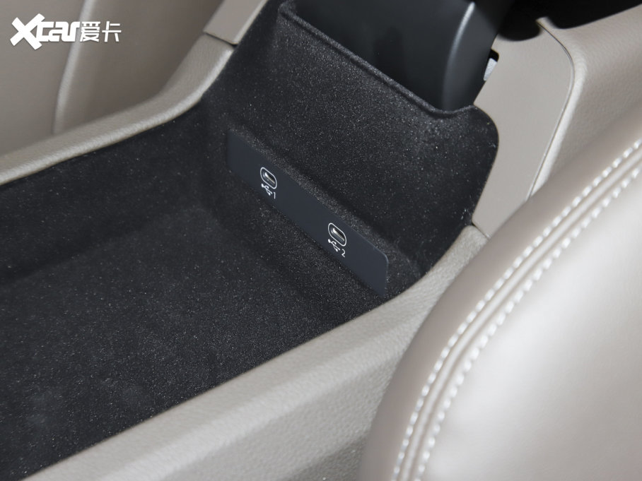 2022��W��A7L 45 TFSI quattro S-line ʥ�Tʿ