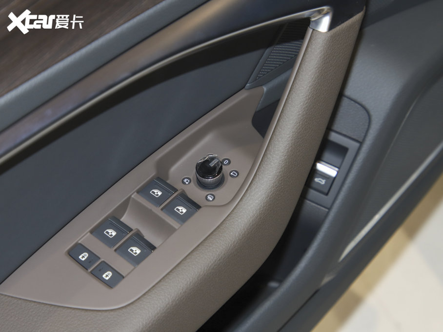 2022��W��A7L 45 TFSI quattro S-line ʥ�Tʿ