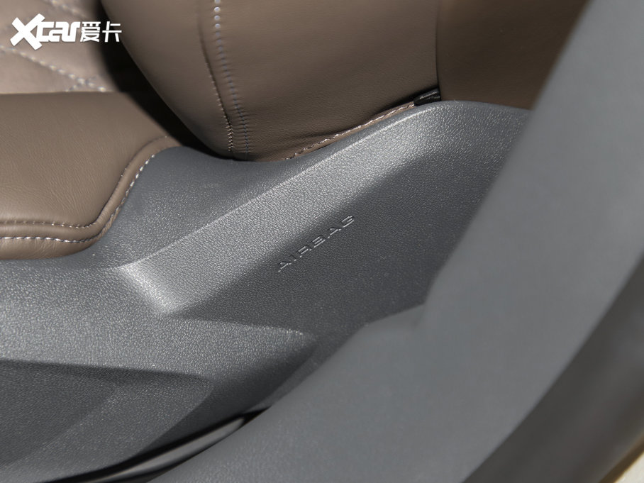 2022��W��A7L 45 TFSI quattro S-line ʥ�Tʿ