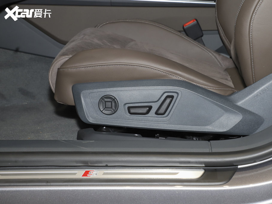 2022��W��A7L 45 TFSI S-line ����δ����