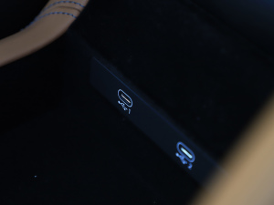 2022��55 TFSI quattro S-line ���а� ���g����