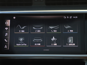 2022��55 TFSI quattro S-line ���а� �п؅^