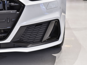 2022��45 TFSI quattro S-line �׷����� �������^