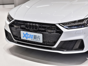 2022��45 TFSI quattro S-line �׷����� �������^