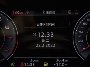 2022��45 TFSI quattro S-line �׷����� �п؅^