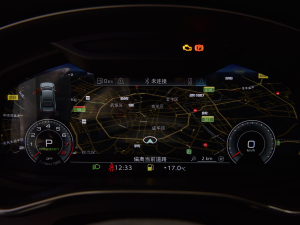 2022��45 TFSI quattro S-line �׷����� �п؅^