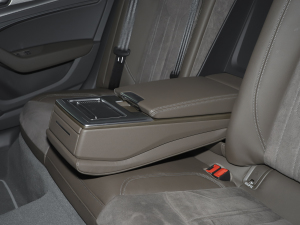 2022��45 TFSI S-line �������������b �����������