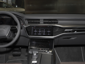 2022��45 TFSI S-line �������������b �п��_