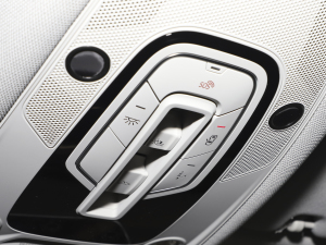 2022��45 TFSI S-line �������������b �п؅^